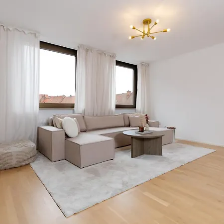 Two-story Loft In Nurembergs Location Apartamento