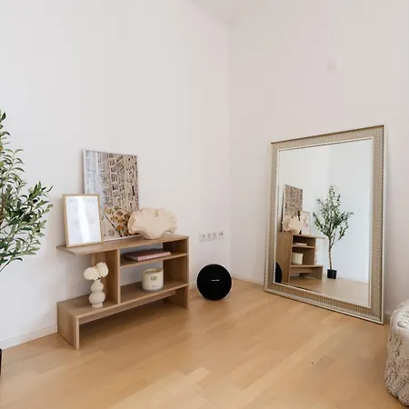 Two-story Loft In Nurembergs Location *