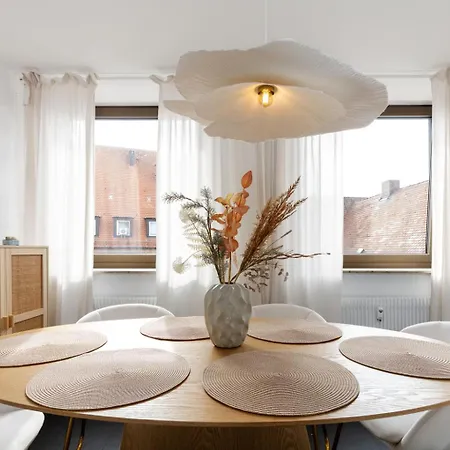 Two-story Loft In Nurembergs Location Núremberg